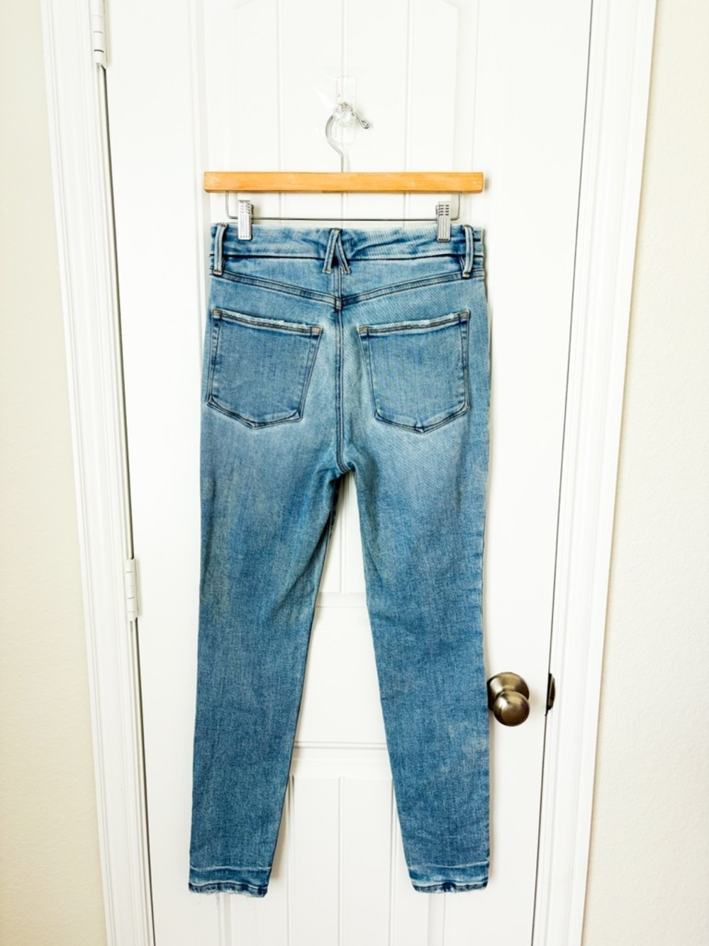 Good American Good Legs Stacked Blue Skinny Jeans Size 4/27 - Picture 4 of 4